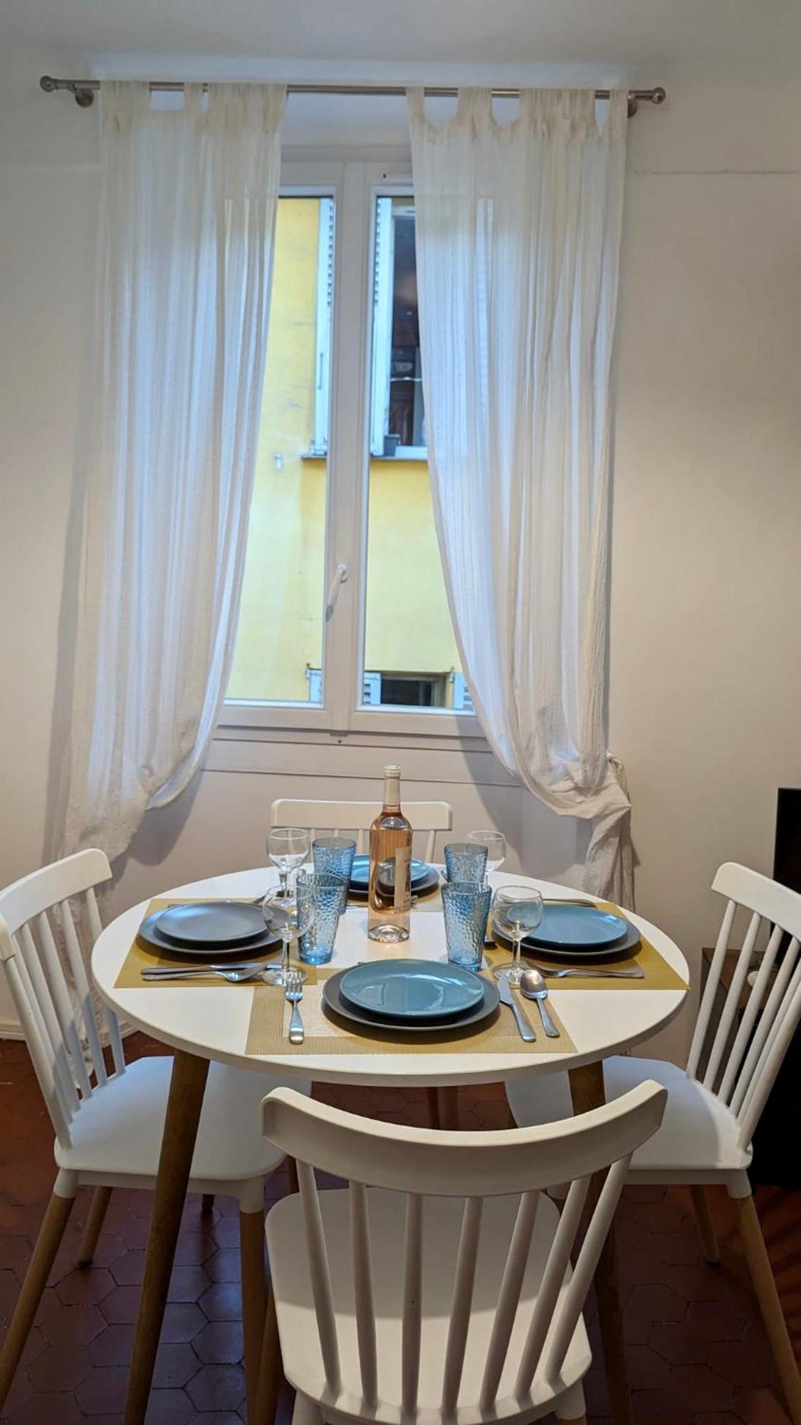 Typique - 2 Bedrooms,Typical Apartment-Old Town นีซ ภายนอก รูปภาพ