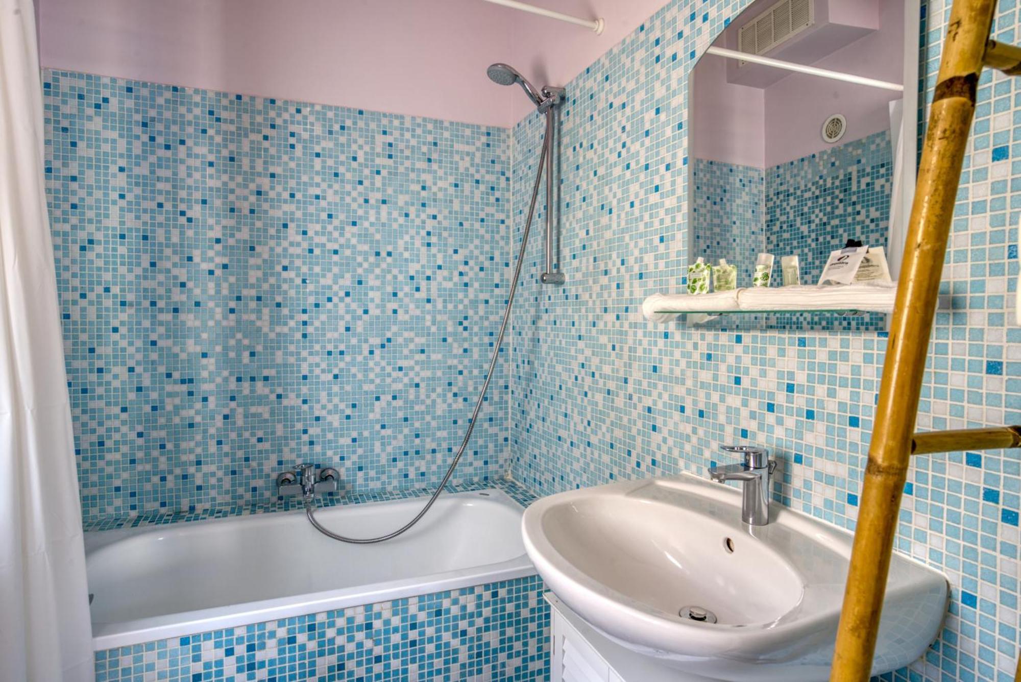 Typique - 2 Bedrooms,Typical Apartment-Old Town นีซ ภายนอก รูปภาพ
